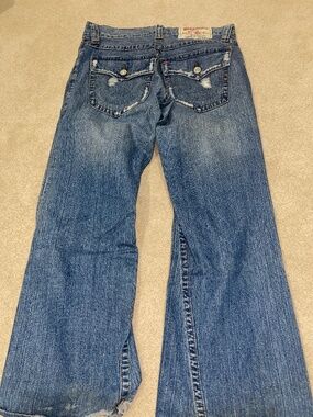 Vintage True Religion Men's Used Light Blue Ripped Jeans